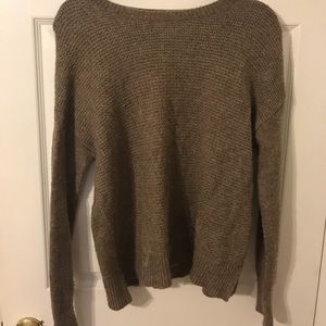 Gap sweater